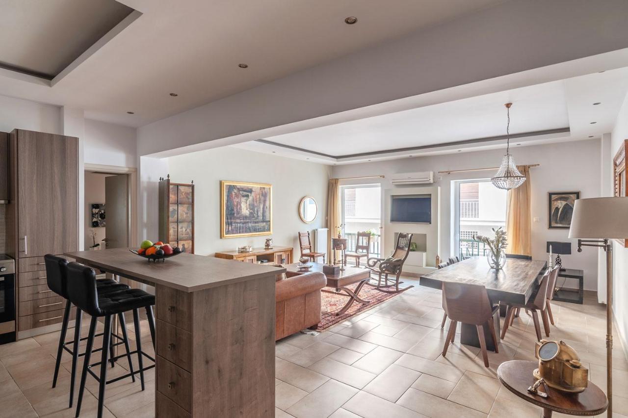 Kleio By Heloni Apartment